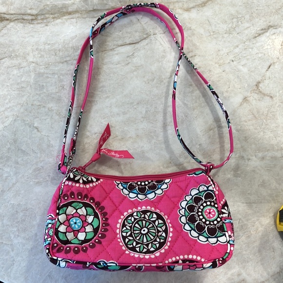 💗 NWOT 💗 Vera Bradley Cupcakes Pink Crossbody - Picture 5 of 5
